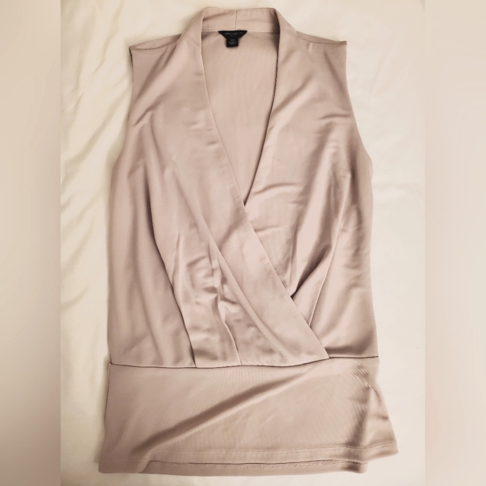 Elegant Ann Taylor top
